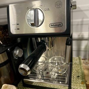 DeLonghi Expresso Maker 🤩🤩